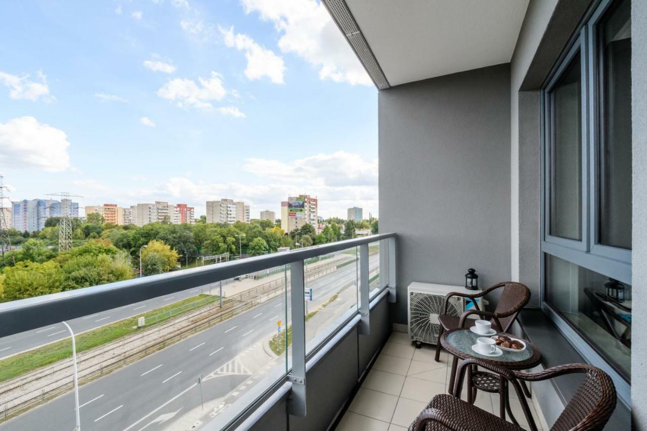 Cinema Apartment - วอร์ซอ ภายนอก รูปภาพ